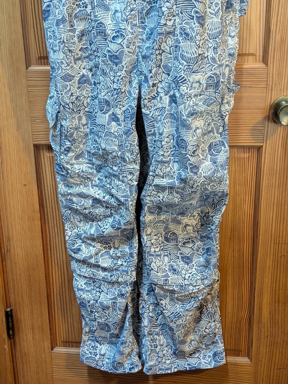 Duluth Trading Co Women's XL Heirloom Gardening Bib Overalls Blue/White Farm - Picture 12 of 16